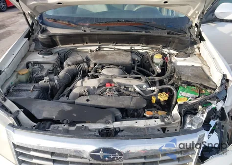 2010 Subaru Forester 2.5X Premium z USA, uszkodzony, nr VIN JF2SH6CC2AH747422